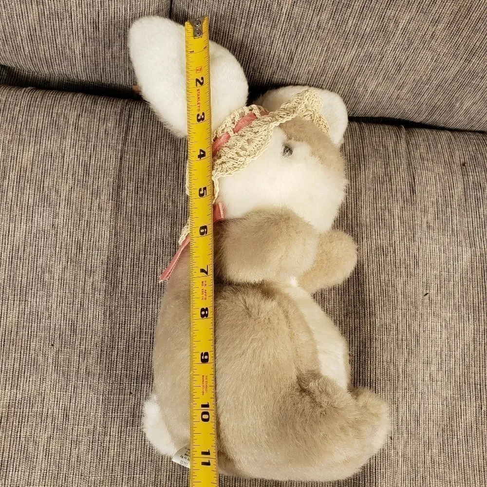 Vintage 1987 bunny rabbit